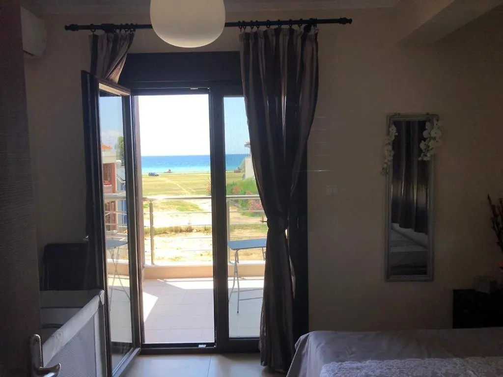 Am Beach House Νέα Μουδανιά 0*,